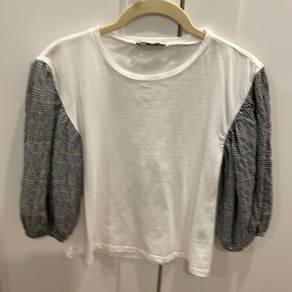 Zara Puff Sleeve Tee